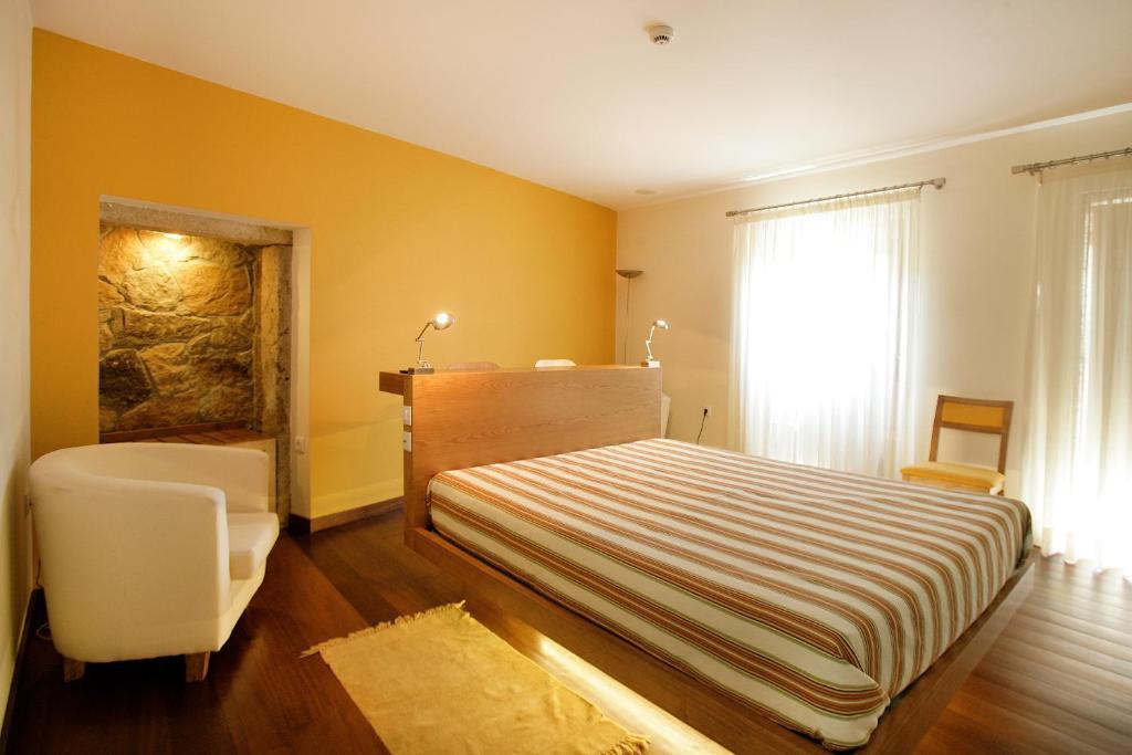 Casa Dos Pocos Otel Vilar Torpim Oda fotoğraf